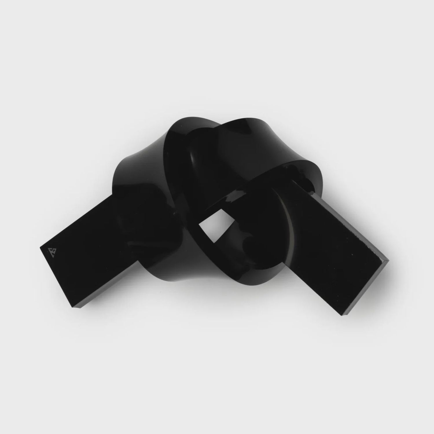 Acrylic Love Knot | Black