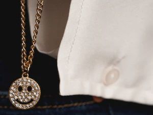 Happy Face Charm – White Smiley for Necklace or Watch