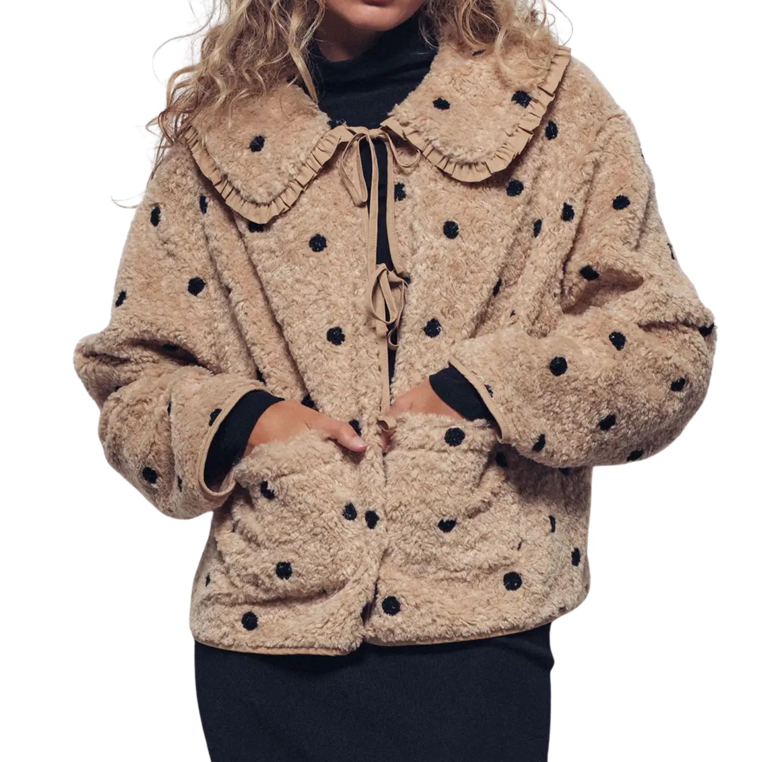 Polka Dot Sherpa Tie Jacket with Ruffle Collar – Oatmeal