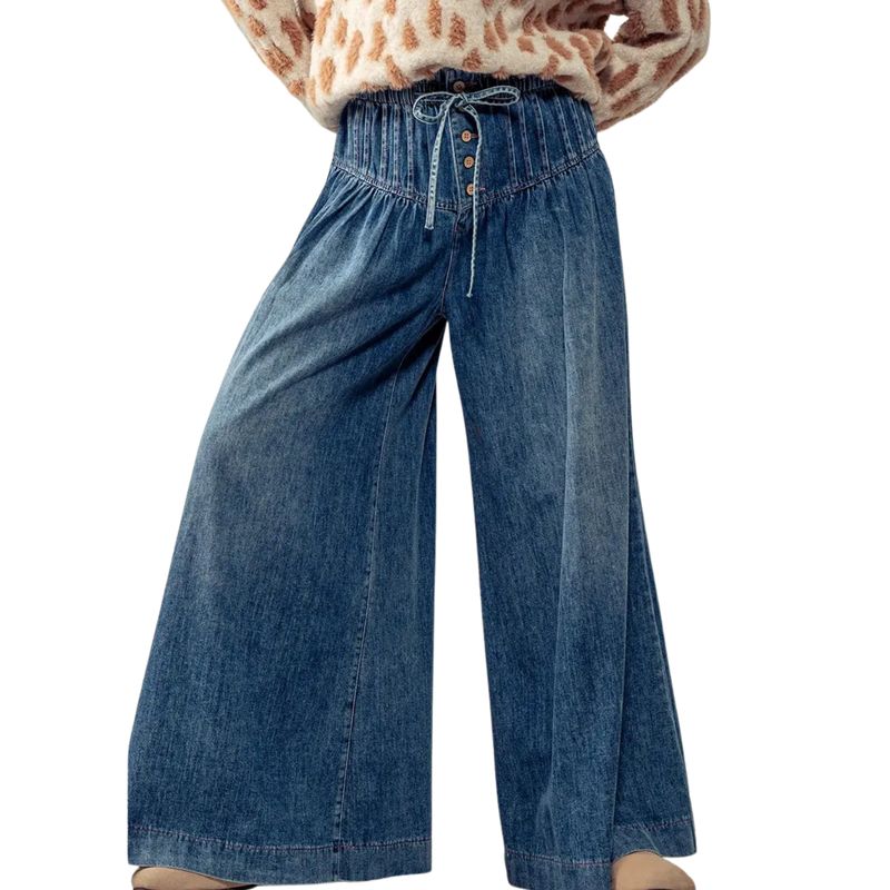 Pleated Wide-Leg Button Closure Pants