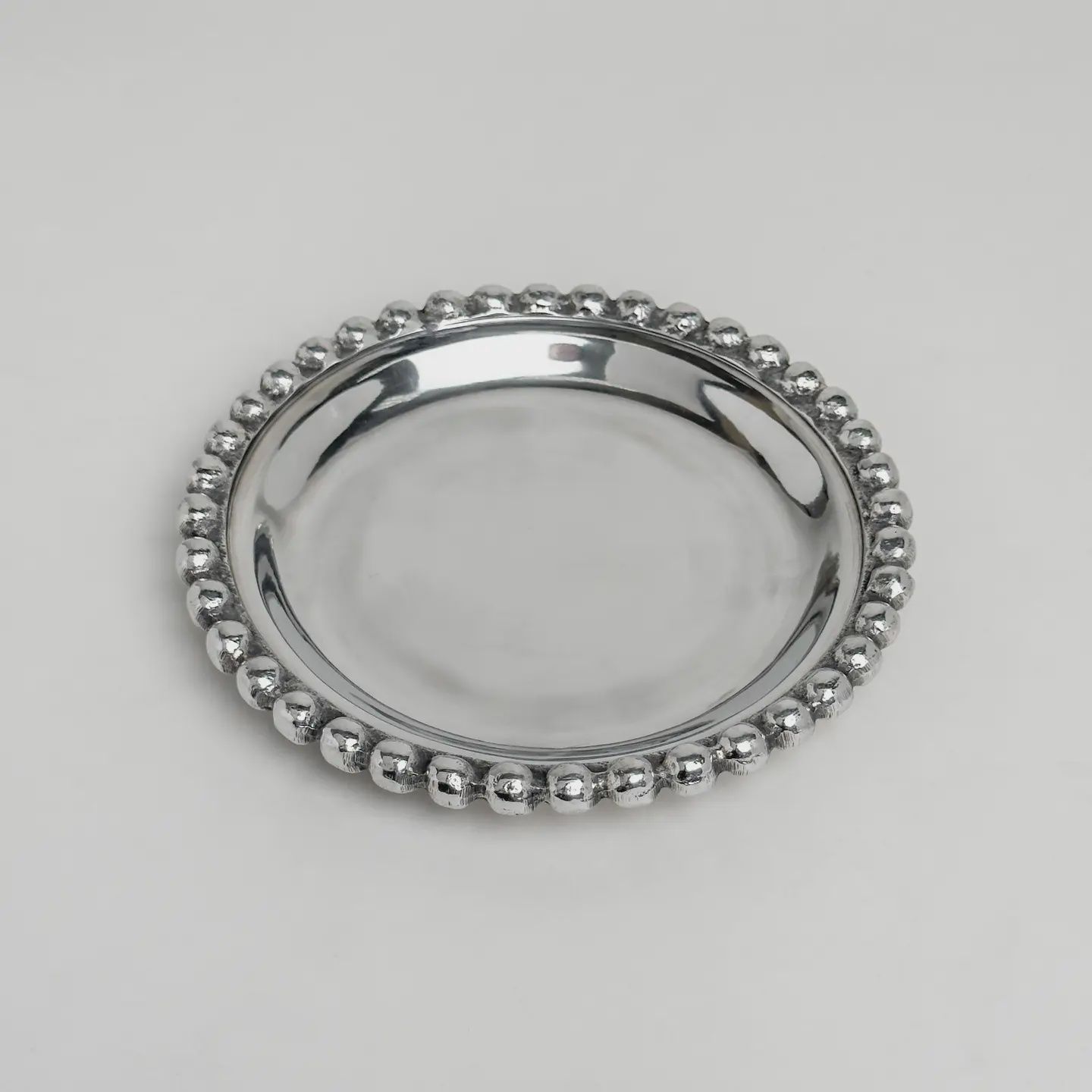 Silver Medium Beaded Round Tray