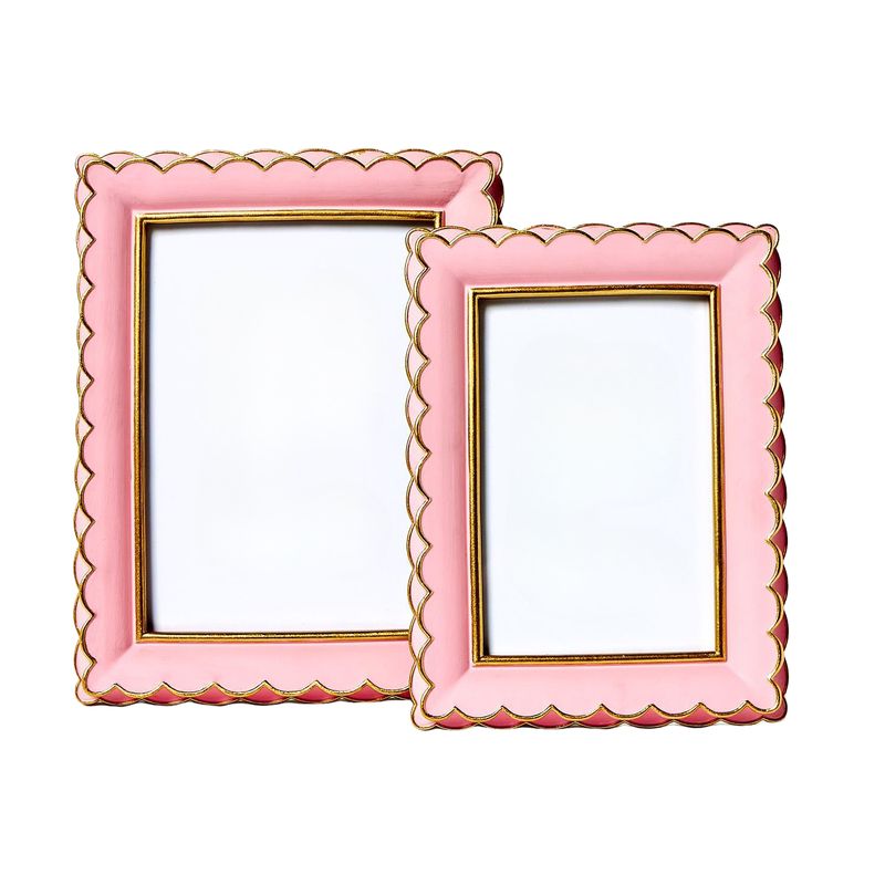 Scalloped Picture Frames- 2 Sizes
