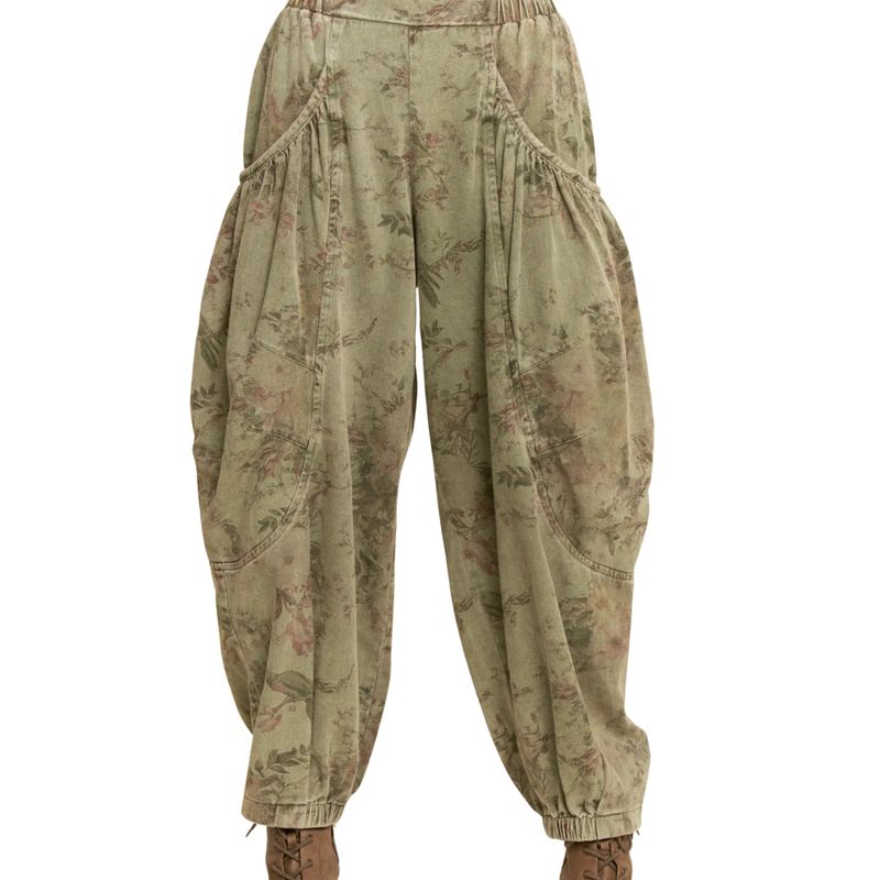 Floral Print Relaxed Fit Cargo Pants