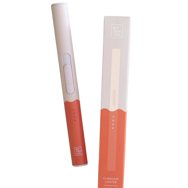 Flameless Rechargeable Lighter | Poppy