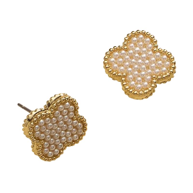 Elegant Pearl Quatrefoil Shape Stud Earrings