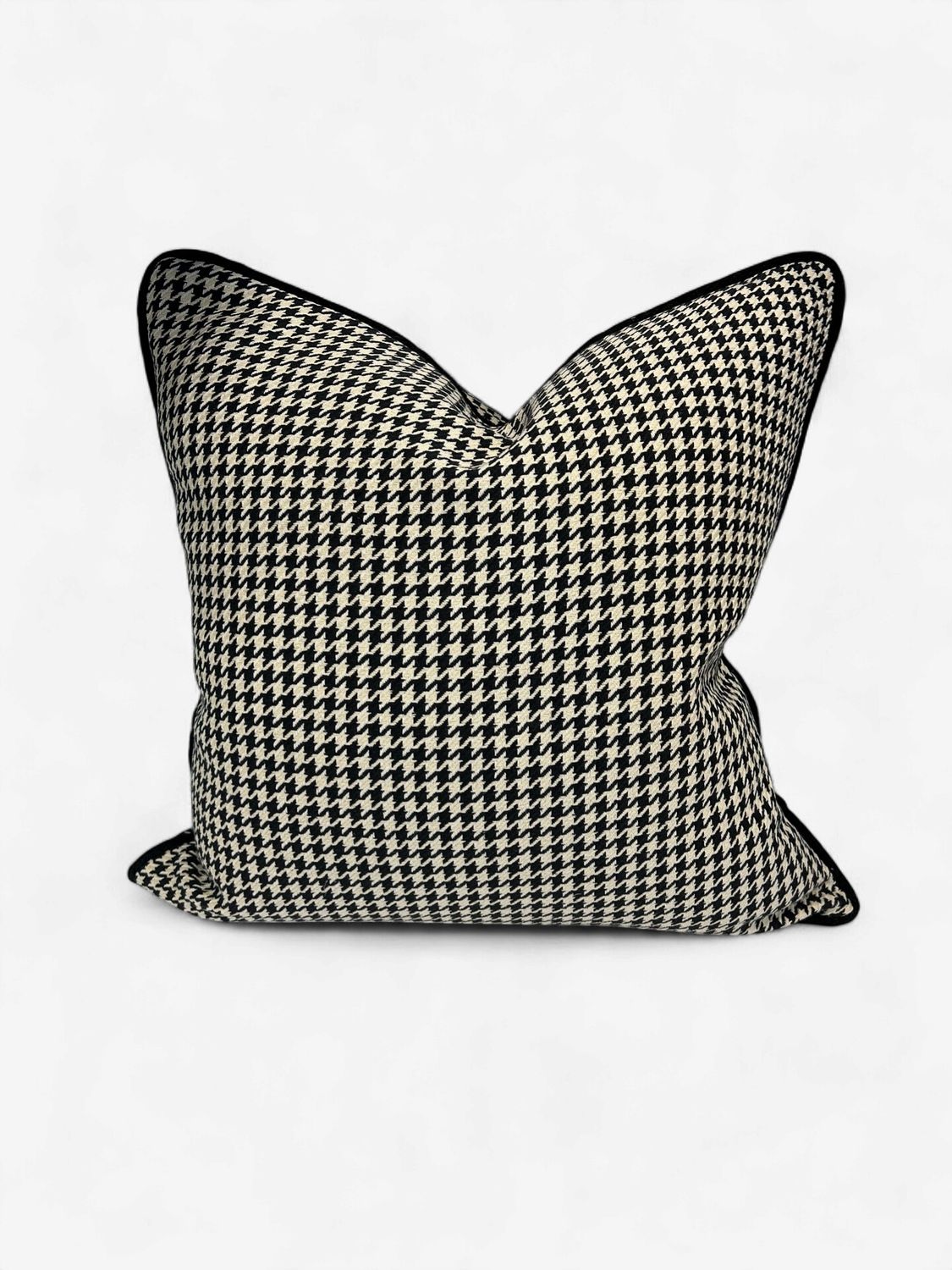 22 x 22 Houndstooth Pillow