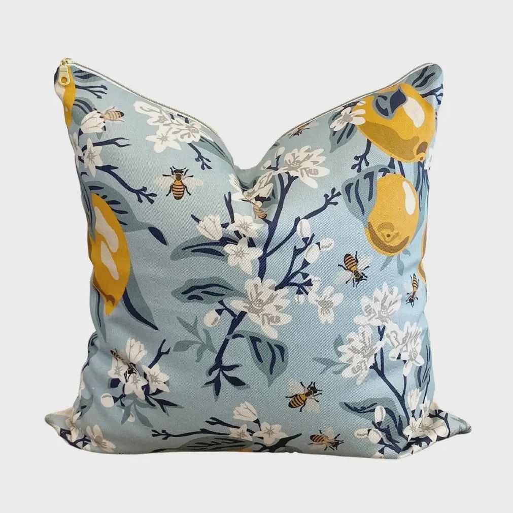 Bees &amp; Lemons Pillow – 18 x 18