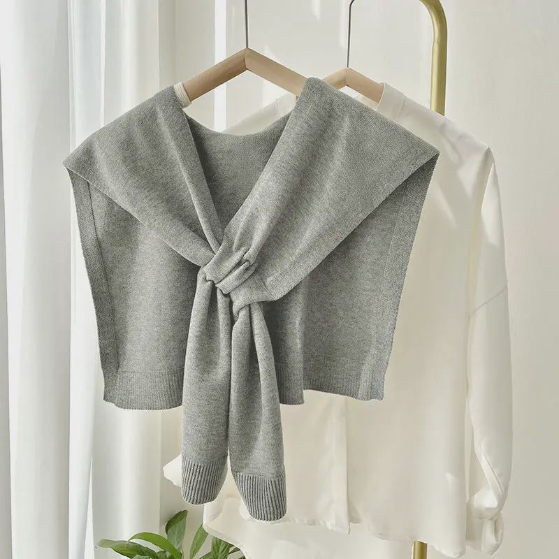 Knitted Crossed Solid Shawl – Grey