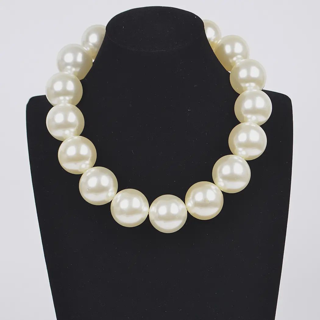 Oversized Pearl Statement Necklace