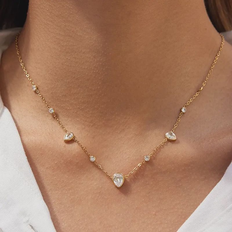 18K Gold Teardrop Crystal Necklace