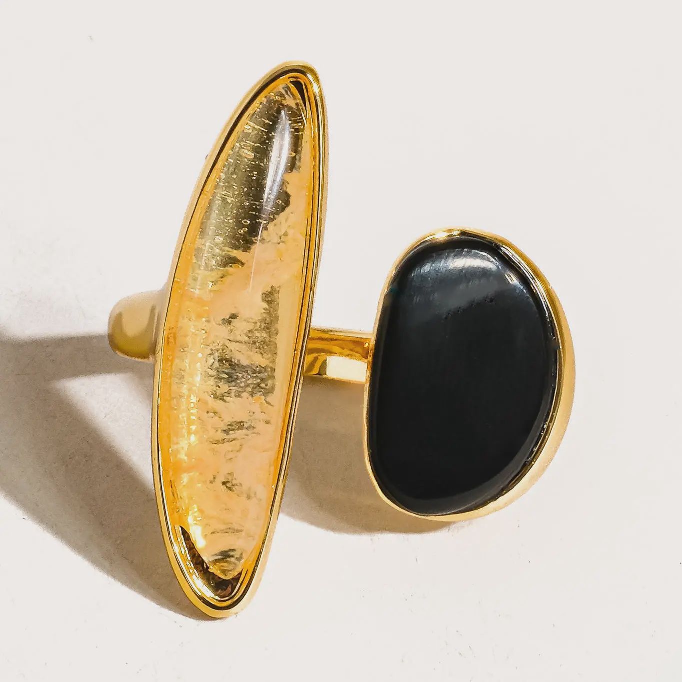 Christophe 18K Gold Vintage Black Agate Stone Ring