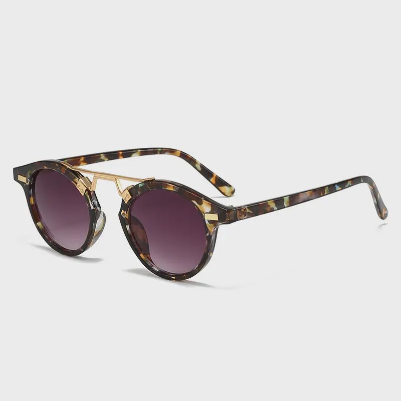 Fashionable Round-Frame Sunglasses – Tortoise