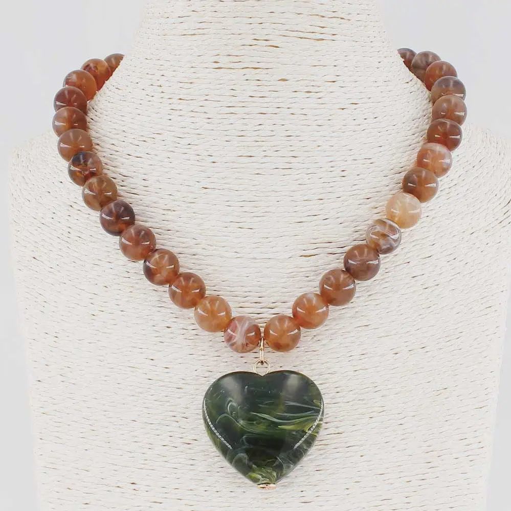 Green Heart Pendant Beaded Necklace