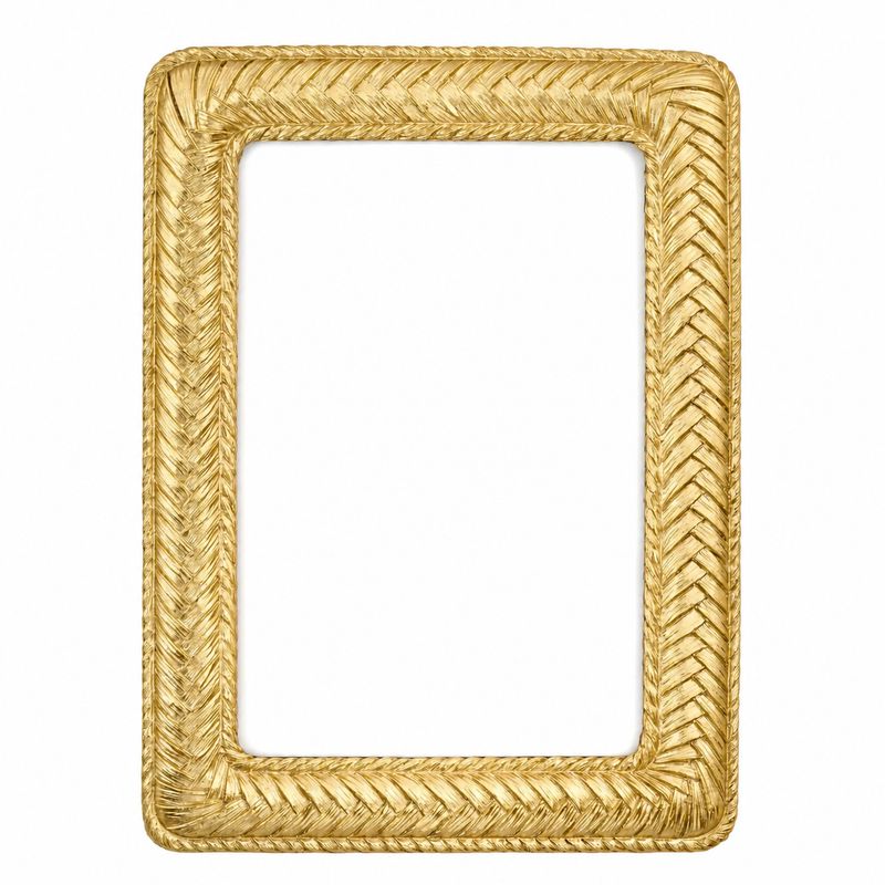 Gold Classic Heritage Frame 5" x 7"