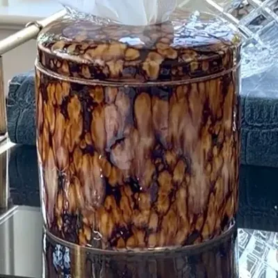 The Shellie Tissue Vessel