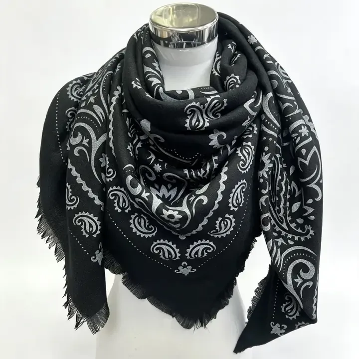 Large Square Bandana-Print Scarf - Black