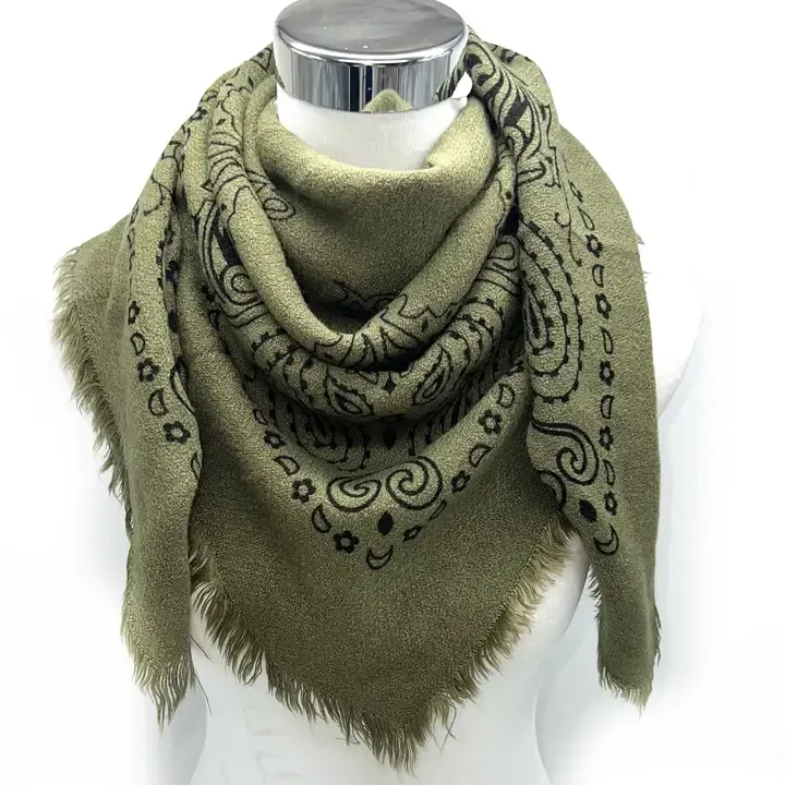 Square Wool Scarf with Paisley Pattern - Green