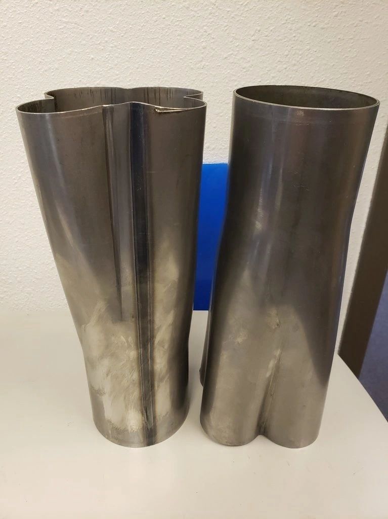 PAIR – STEEL WELD-ON HEADER COLLECTOR, 2″ O.D. PRIMARIES 3.5″ OD OUTLET 11″ LONG