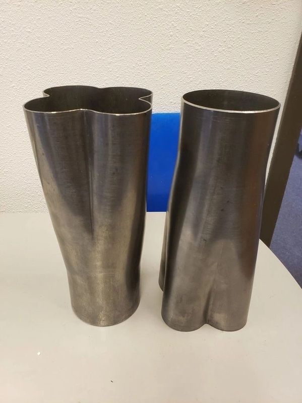 PAIR – 409SS WELD-ON HEADER COLLECTOR, 2″ O.D. PRIMARIES 3.5″ OD OUTLET 10″ LONG