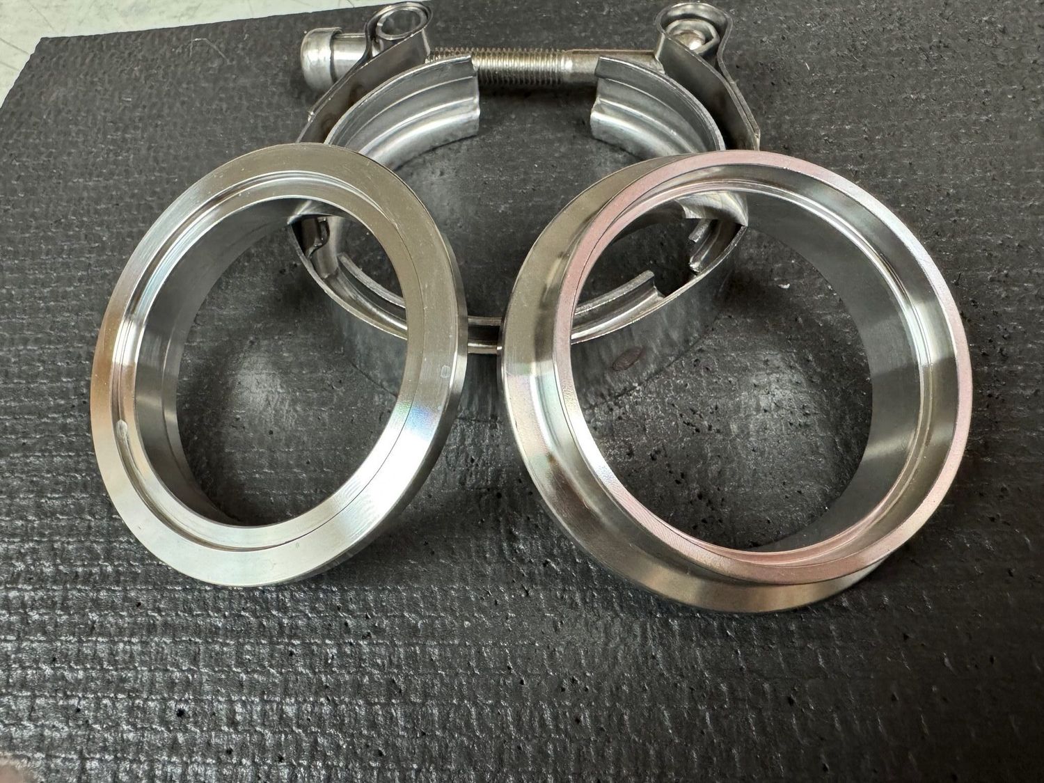 BILLETT 304 STAINLESS STEEL VBAND ASSEMBILY, Size: 2"