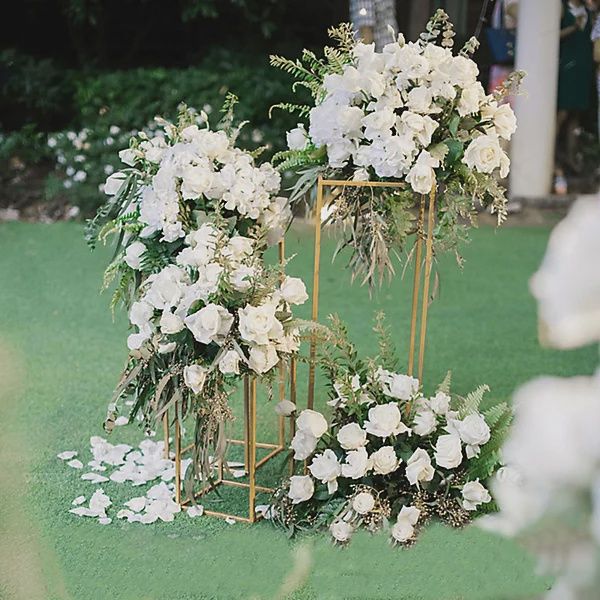 Gold Rectangular Pedestal Set