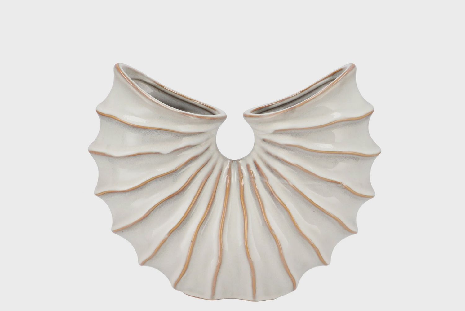 SIFAN WHITE SHELL VASE- SMALL