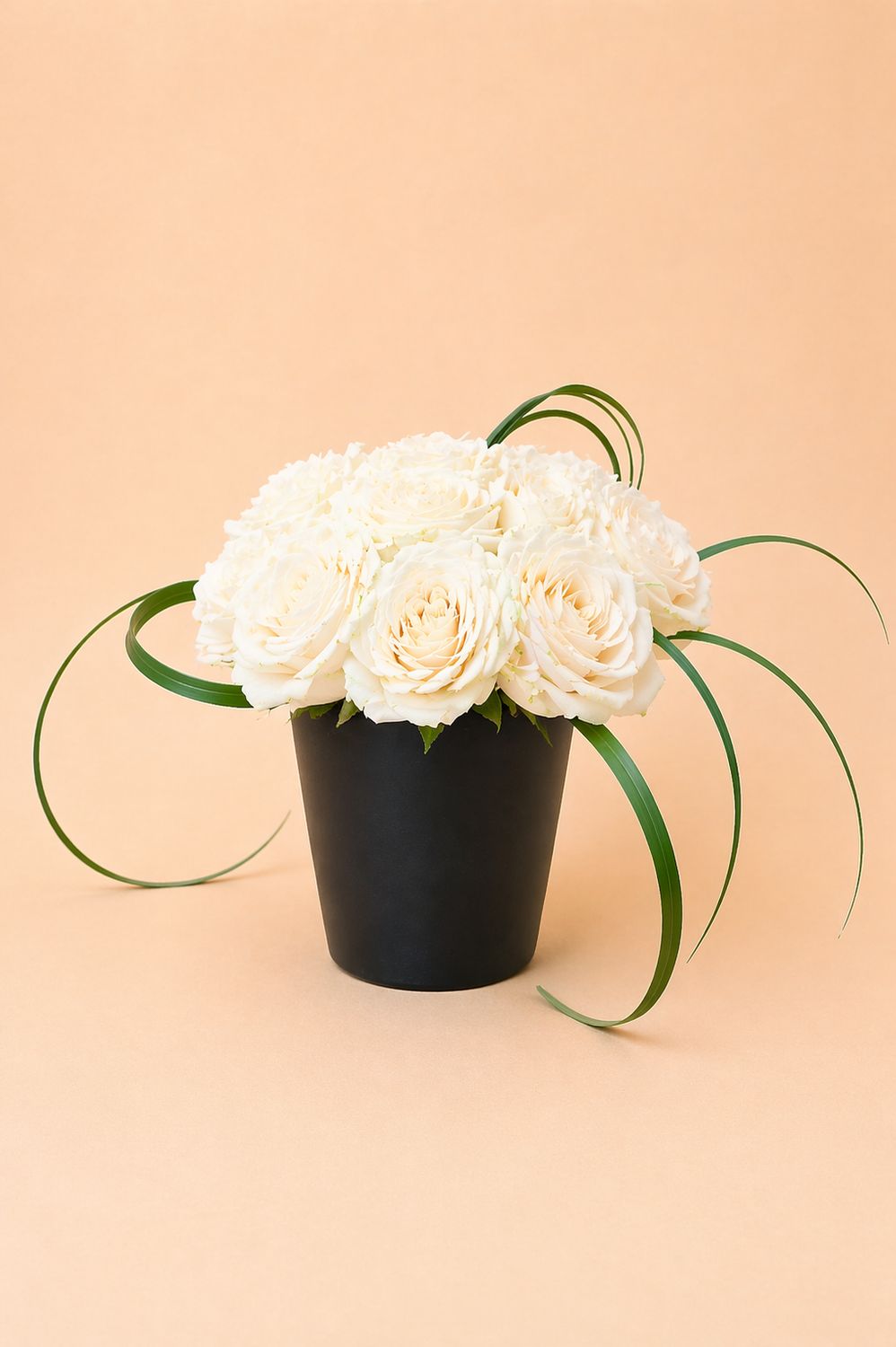 Maison Rose Vase, Colour: WHITE