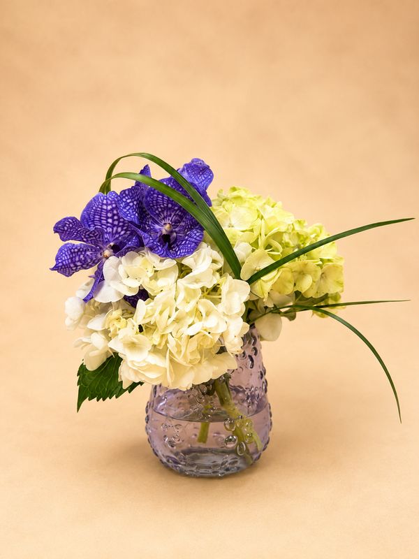 Sweet Pea Vase