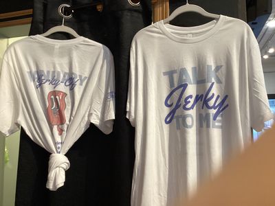 T-shirt Jerky-off