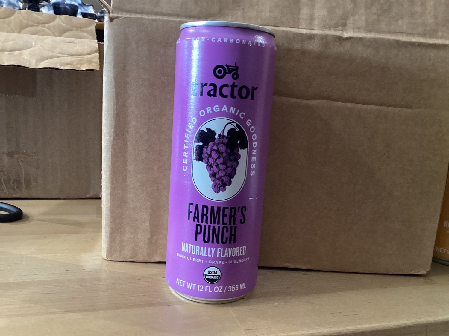 Tractor Beverage concentrate/can, Flavored: Farmer&#39;s Punch, Size: Can