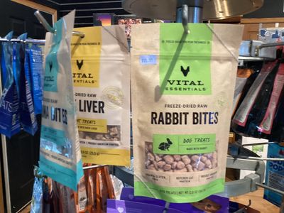 Freeze-Dried -  Vital Essentials dog &amp; cat