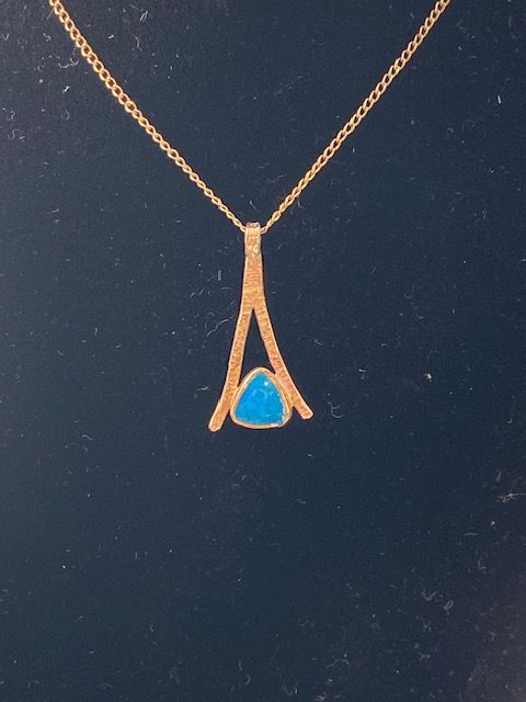 Wishbone with Opal