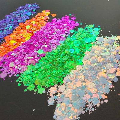 RAINBOW PEARL CHUNKY - Premium Cosmetic Grade Solvent Resistant PET Glitter
