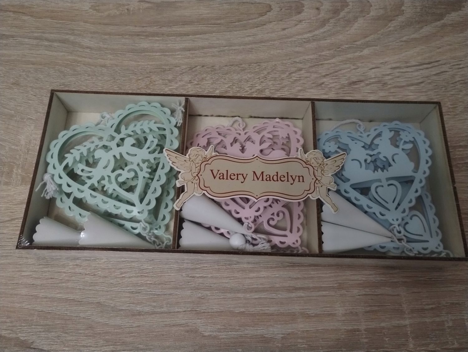 Valery Madelyn Wielkanocne Dekoracje Wiszące Serca 6 Sztuk