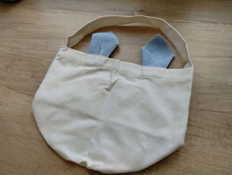 Torba/Koszyk Wielkanocna z Uszami Królika na Prezenty Wielkanocne Niebieska