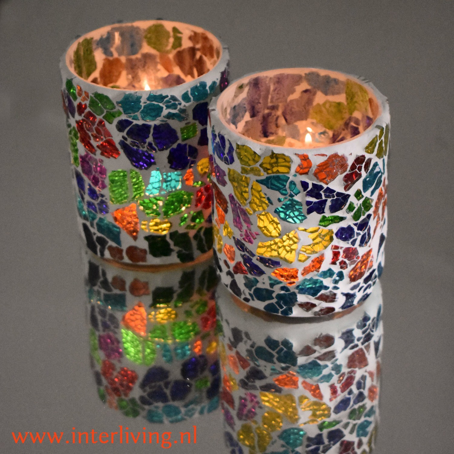 Twee stuks waxinehouder mozaïek - gekleurd broken glass multi colour met parelmoer glans