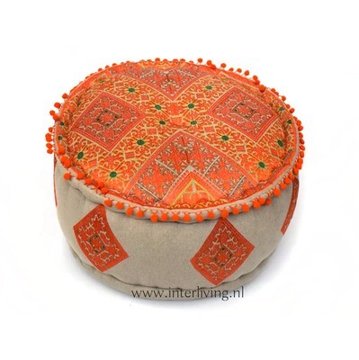 Marokkaanse poef rond - oranje met ecru & goud tinten - geweven geometrische  jacquard patronen - pom pom rand - Ø 50 cm