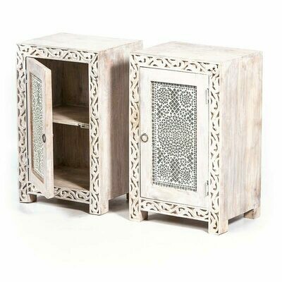nachtkastje mangohout - white washed - houtsnijwerk met mozaïek transparant