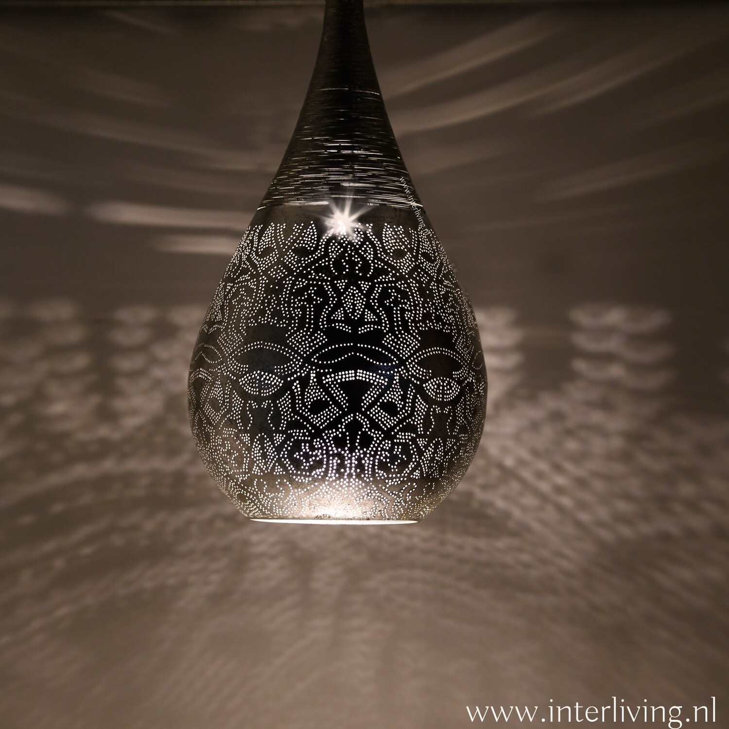 Hanglamp druppel model "Bindi" in filigrain - vintage zilver metaal met wire / draad bovenkant - Marokkaanse & oosterse verlichting -large