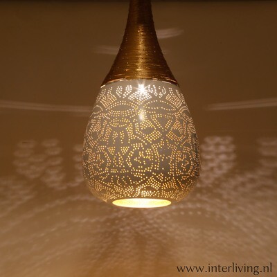 Hanglamp Hanglamp "Bindi" druppel van wit goud metaal - oosters model / filigrain stijl - bohomian chic met wire / draad bovenkant