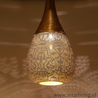 Hanglamp druppel model filigrain-stijl wit met vintage gouden wire / draad bovenkant - large Hanglamp druppel model filigrain-stijl wit met vintage gouden wire / draad bovenkant - large