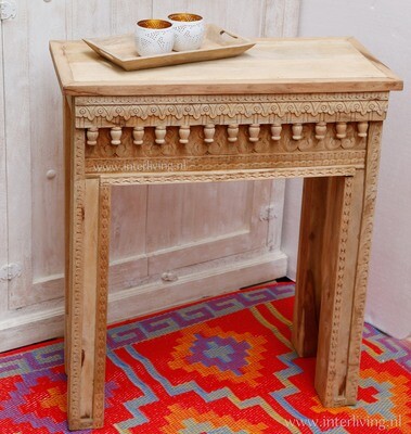 sidetable  &quot;Jodhpur&quot;/ console van naturel mangohout met sierlijk houtsnijwerk uit India / haltafel / bohemian stijl