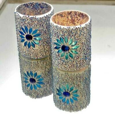 Twee stuks waxinehouder blauw glasmozaïek turks design met kralen