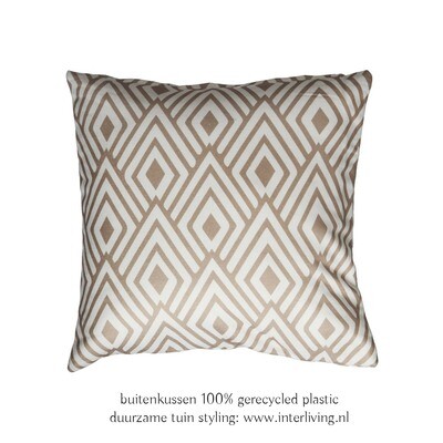 buitenkussen oosterse boho chic met geometrische ruit patroon in goud kleur op witte ondergrond - grafische print- eco plastic- 100% recycled soda flessen - outdoor tuin styling buitenkussen oosterse boho chic met geometrische ruit patroon in goud kleur op witte ondergrond - grafische print- eco plastic- 100% recycled soda flessen - outdoor tuin styling