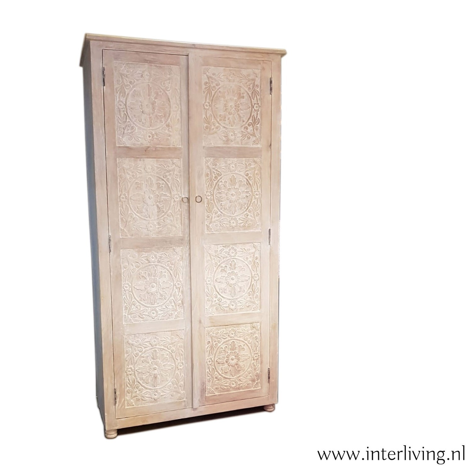 Ibiza kast van hout met lotus houtsnijwerk uit India  - 180 cm hoog -  8 panelen met houtsnijwerk - white washed finish met 2 deuren