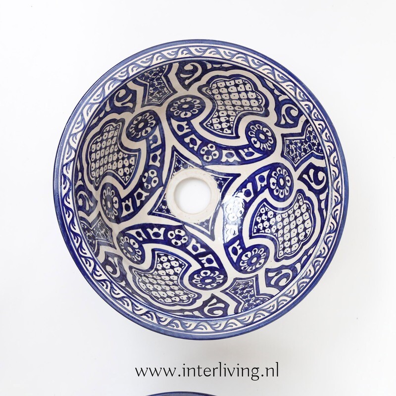 Marokkaanse waskom &quot;Fonteinkom Fez&quot; met blauw tint patronen op wit &quot;M53&quot; - medium model rond - aardewerk (opbouw) wasbak Ø 35 cm