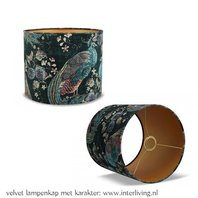 Velvet Bird lampenkap - patroon met pauw &amp; botanische motieven op donker groen fluweel met goud - ronde kap van stof - cilinder