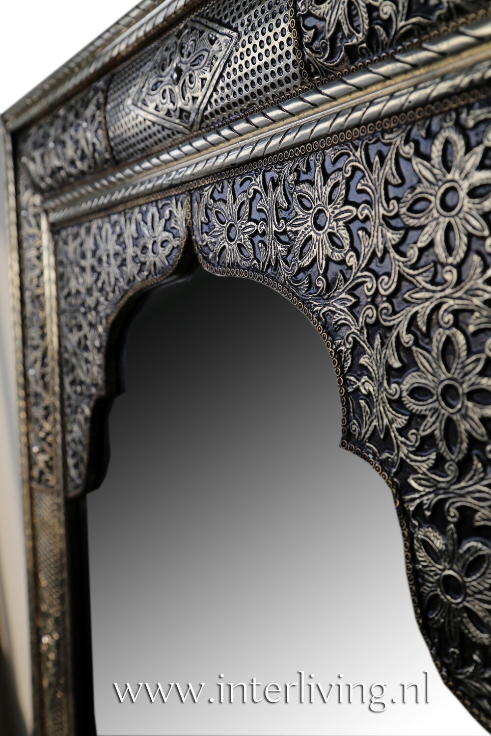 Arabische spiegel "Medina"- oosterse wanddecoratie met bogen van zilver &  goud kleurige filigraan messing look. De