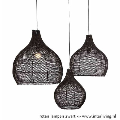 ​Lampenkap uit Bali van rotan - kleur black / zwart - eco design hanglampen van het merk Orginal Home (Bawang)  (set van 3 of los)