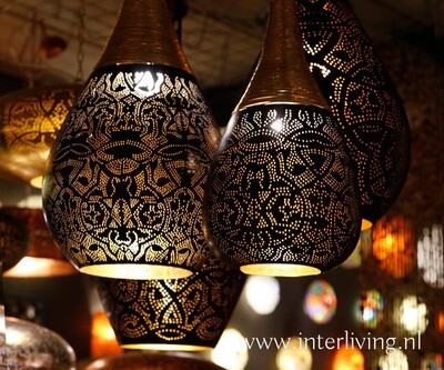 hanglamp "Bindi" oosters druppel model met gaatjespatronen - filigrain design & boho chic gedraaid metaaldraad - mat zwart met goud + grote waxinehouder